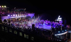 Du thuyền Ambassador 4 tiếng