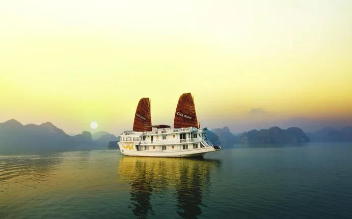 Du thuyền Rosa