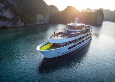 Du Thuyền Stellar of the Seas