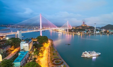Bãi Cháy- điểm du lịch biển hot nhất hè 2025