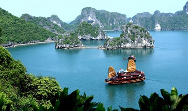 Vịnh Bái Tử Long: Kinh nghiệm du lịch chi tiết năm 2025