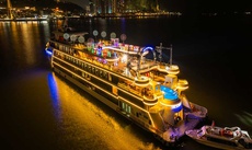 Du thuyền Luna 4 tiếng