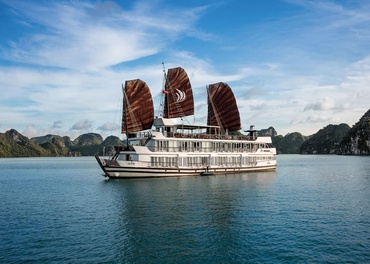 Du thuyền Pelican Hạ Long