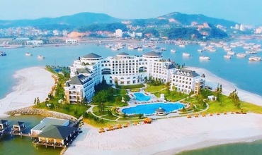 Ngất ngây với 6 resort đẹp nhất Hạ Long