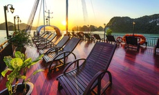 Hồ bơi trong/gần Sena Cruises- Wonder On Lan Ha Bay