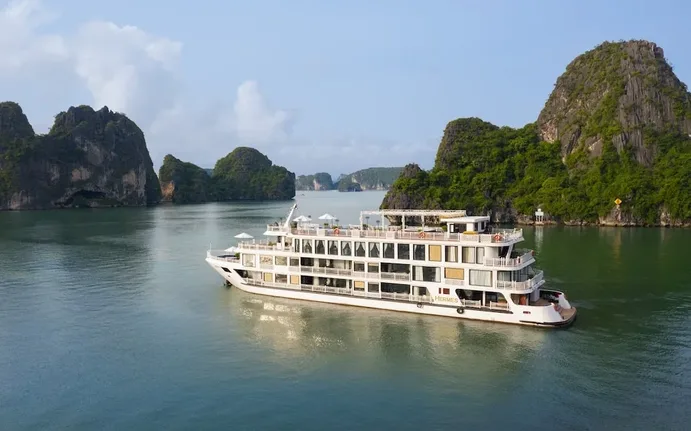 Du thuyền Hermes